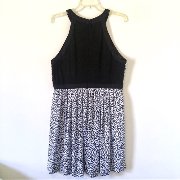 NWT {WHBM} White House Black Market Dress, Size 14 - Picture 4 of 8